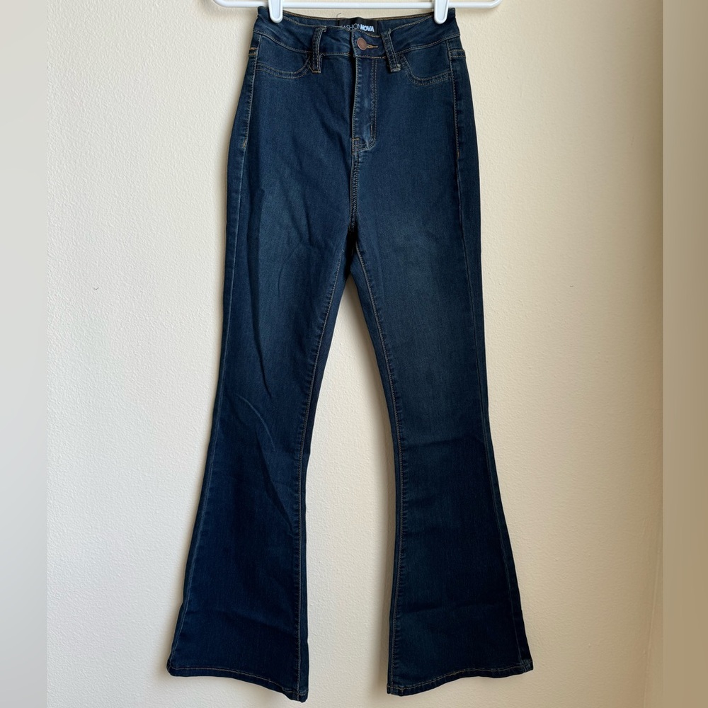 NWOT Fashion Nova High Waist Dark Wash Denim Flare Jeans | Size 1